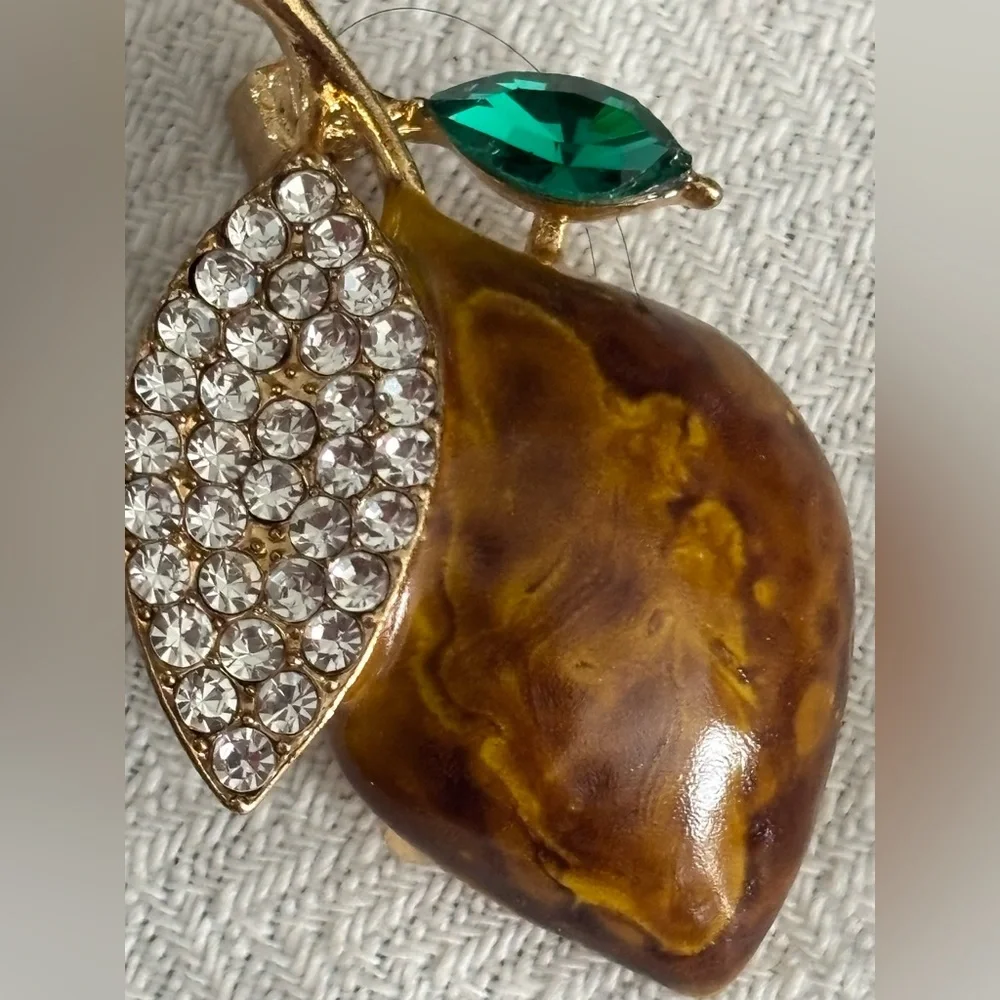 Vintage Estate Sale Gold-plated Brown Marbled Crystal Leaf Accent Brooch